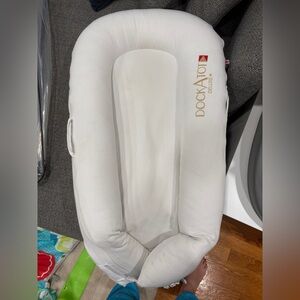 GUC dock a tot lounger